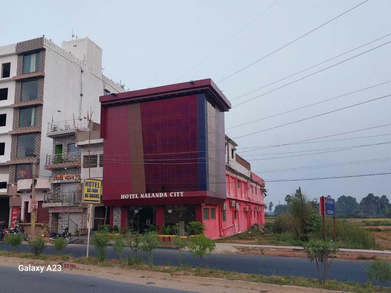 Hotel Nalanda City & Restaurant Dipnagar Eksteriør billede